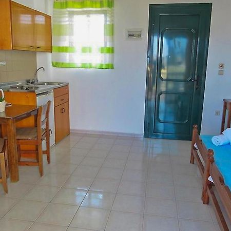 Debbi Appartments And Hotel Ialysos  Bagian luar foto