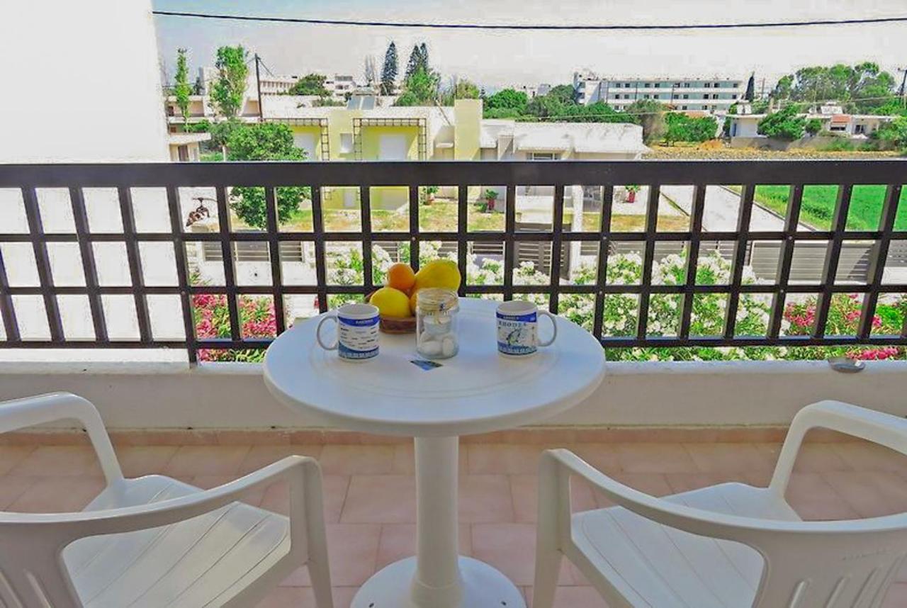 Debbi Appartments And Hotel Ialysos  Bagian luar foto